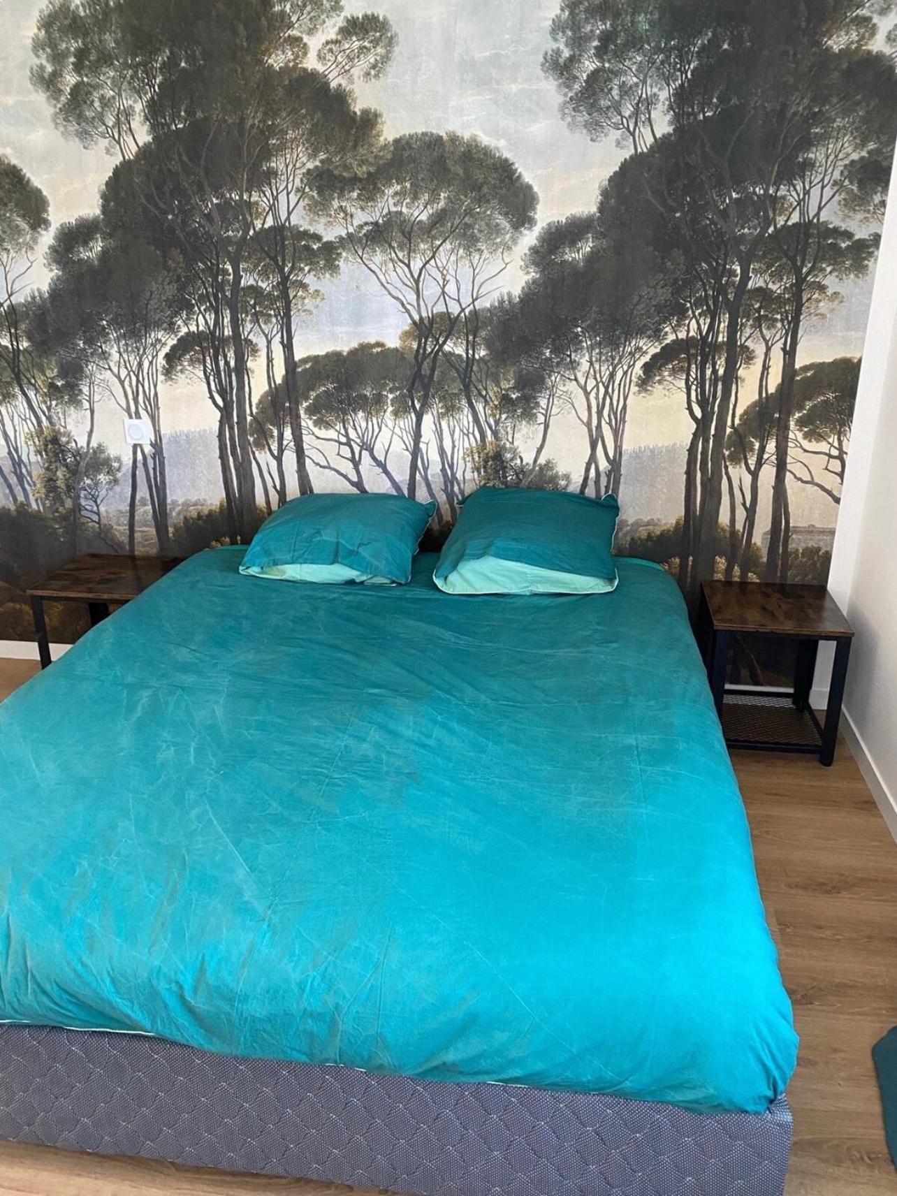 Ferienwohnung Les Hirondelles De Fuiss Fuissé Exterior foto